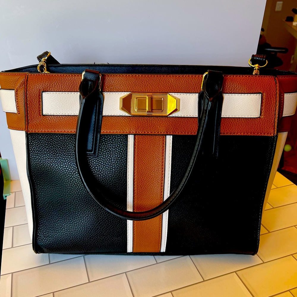 ALDO McCutcheon Style Large Tote 👜